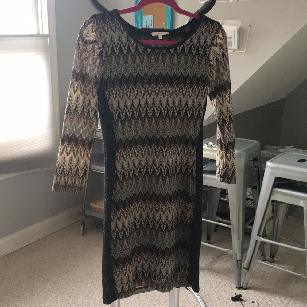 Above knee fitted dress by Mystree. Size S
